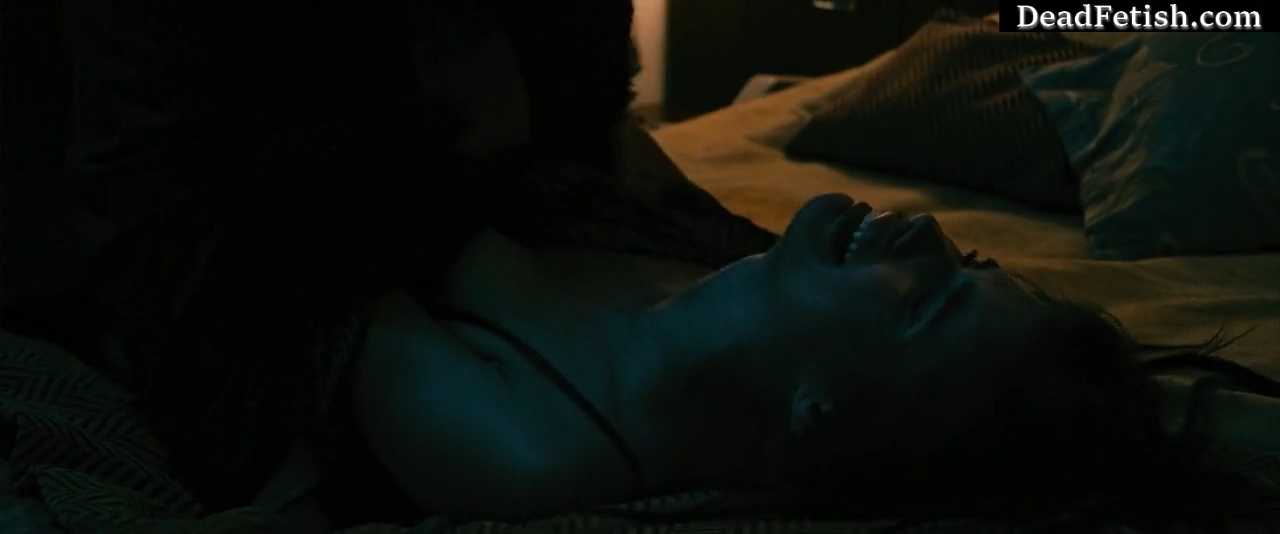 Carga 2018 2 2 Some Girls Can't Take The Pressure