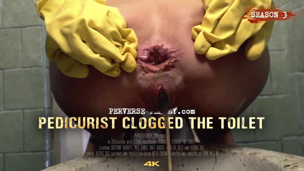 Perverse Family - Pedicurist Clogged The Toilet