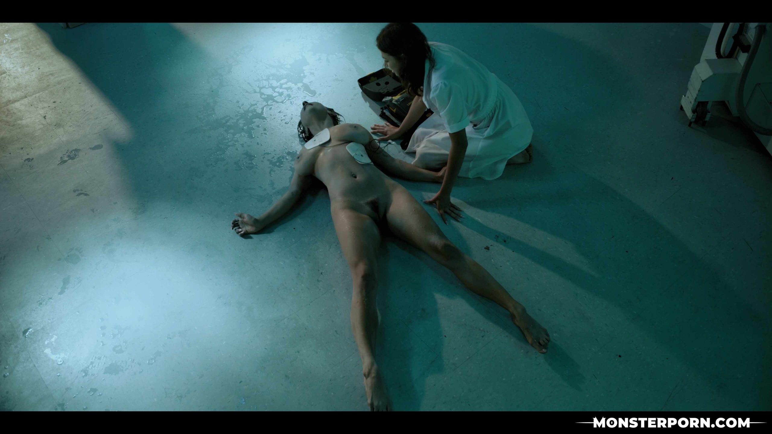 Monsterporn - No Country for Squared Heads