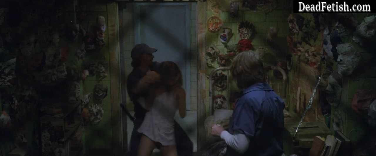55_Cinema_Halloween (2007) Rape scenes.mp4_snapshot_04.19.967