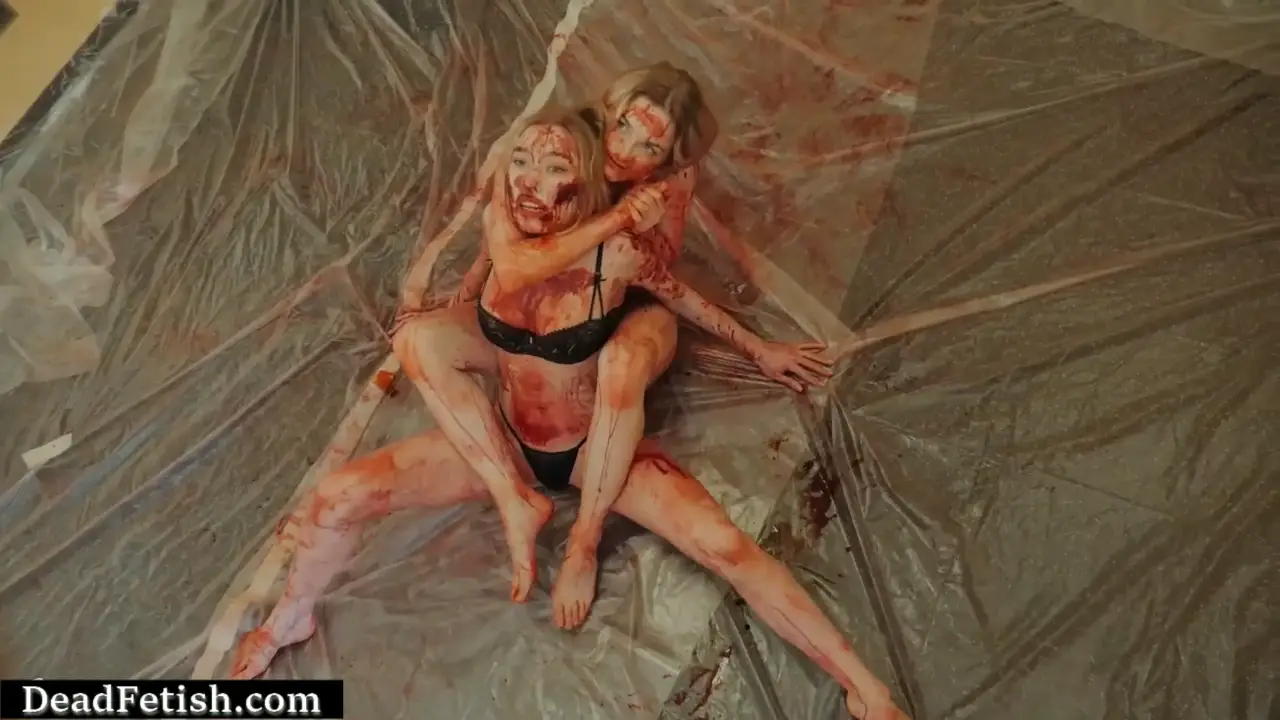 6-DarkRooms-Underground_Queens